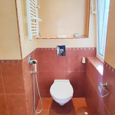 Apartment Eтаж от къща с двор в супер центъра *
